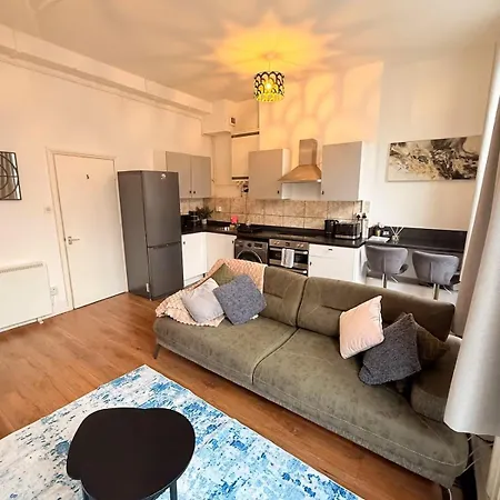 Flat In Stokes Croft דירה *